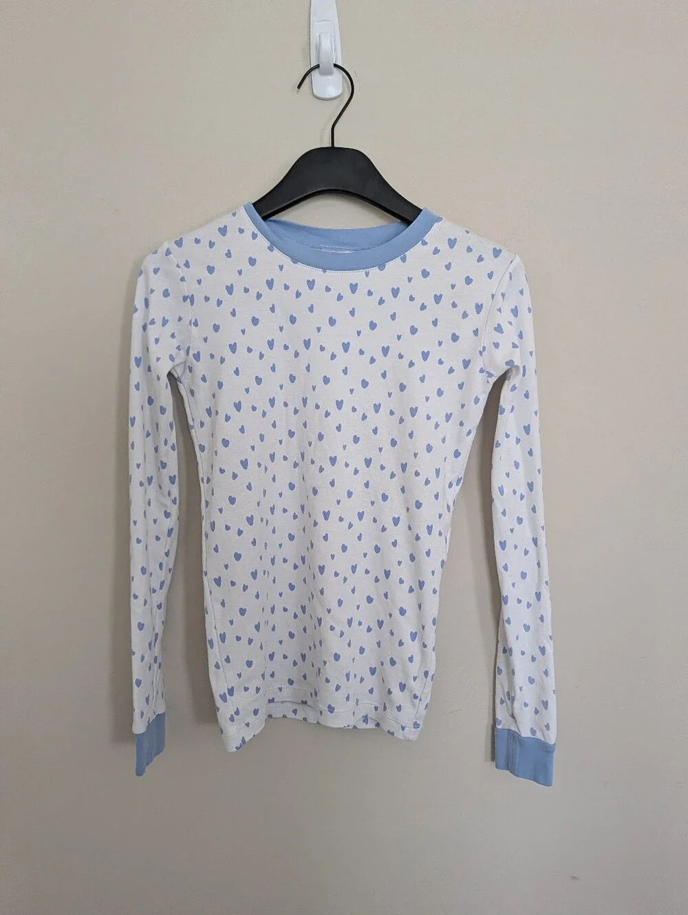 Lake Pj White Long Sleeve with Blue Heart Print Girls Size 12